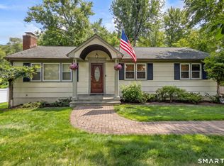 52 Devils Garden Rd, Norwalk, CT 06854