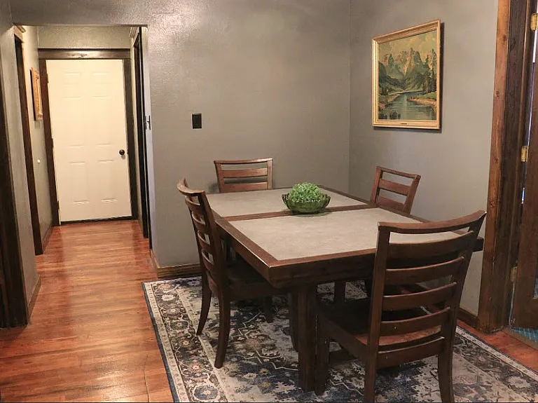 8819 Knoxville Rd — Photo 8