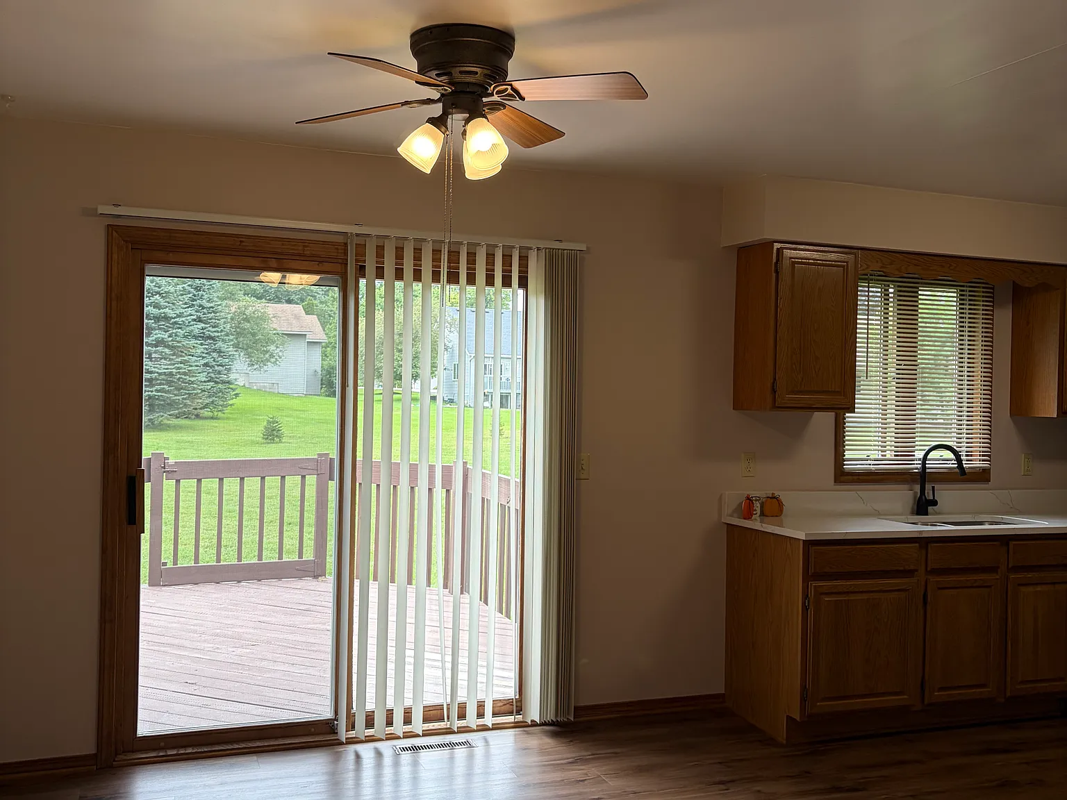 2 bed, $1,550 — Photo 4