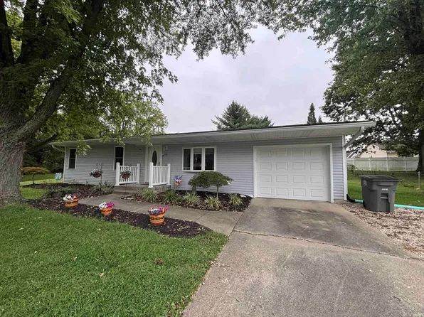 105 William St, Vincennes, IN 47591