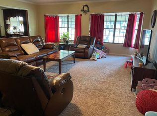 2202 S 27th Pl, Muskogee, OK 74401