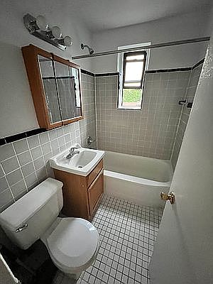 5th image of 141-37 84th Dr #4