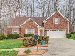 3008 Glen Summit Dr, Charlotte, NC 28270