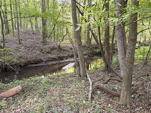 2nd image of 249 County Road 4