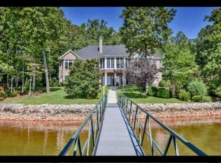 721 Clearlake Point, Seneca, SC 29672