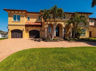 1976 Kansas Ave NE, Saint Petersburg, FL 33703