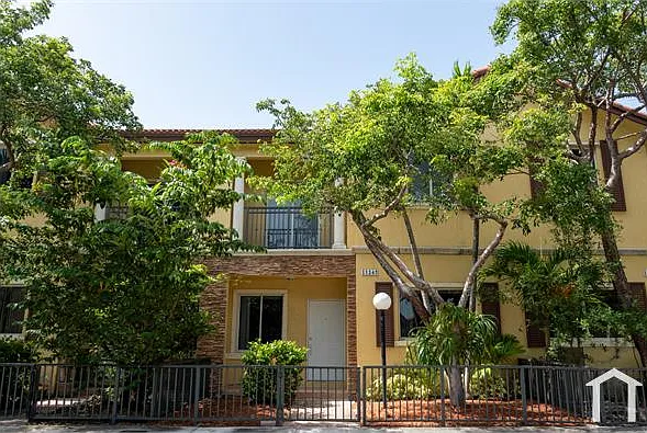 11245 SW 231st Ln — Photo 1