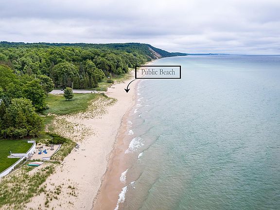4th image of 3528 Potter Rd