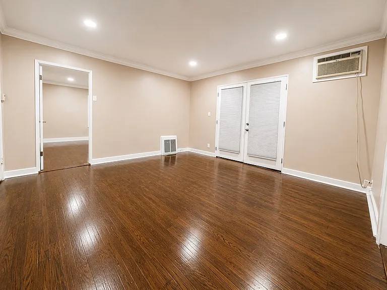 4308 Gateway Ave #1 — Photo 6