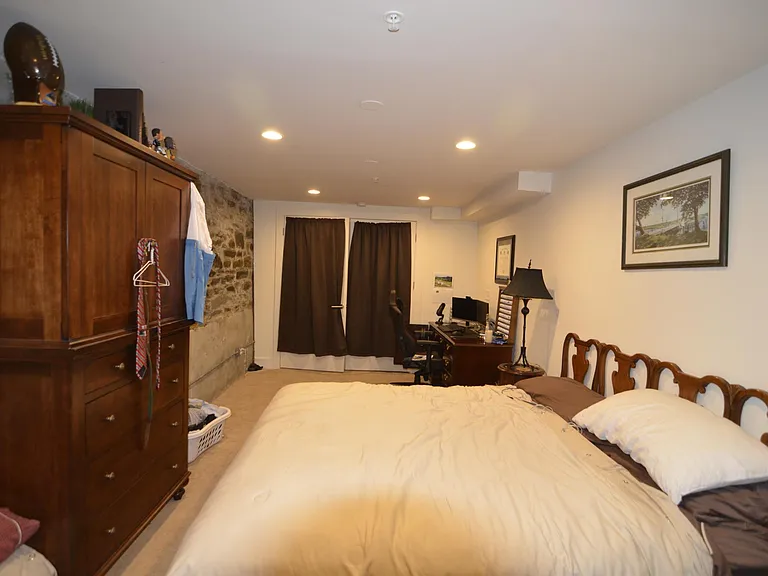 1072 Thomas Jefferson St NW #100 — Photo 21
