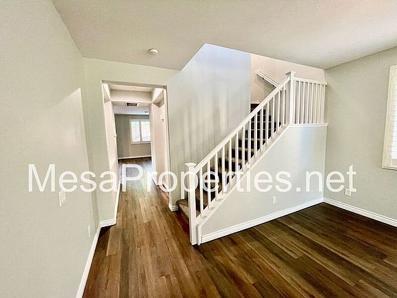 5th image of 16492 Medinah St