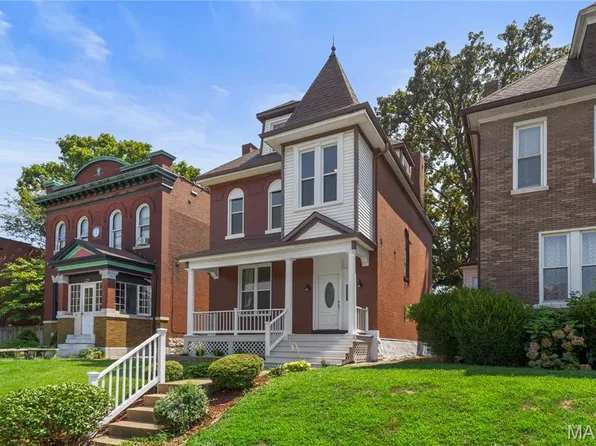 4242 Hartford St, Saint Louis, MO 63116