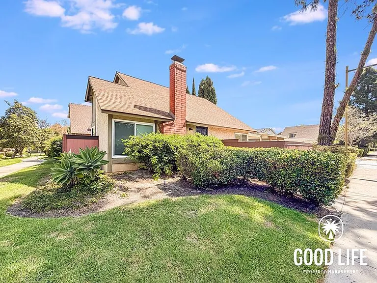10628 Porto Ct — Photo 1
