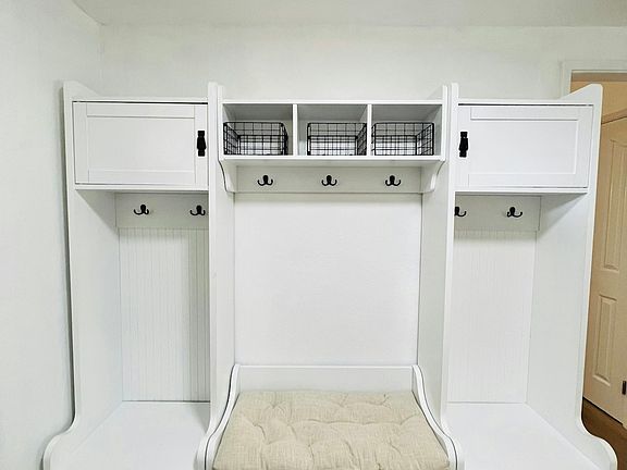 5th image of 2819 Yarmouth Way