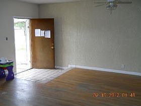 3rd image of 203 Lakeshore Dr