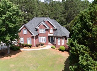 155 Millstone Dr, Fayetteville, GA 30215