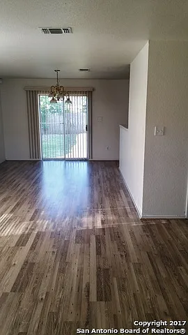 9722 Liberty Grn — Photo 2
