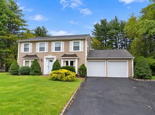 (Undisclosed Address), Stony Brook, NY 11790