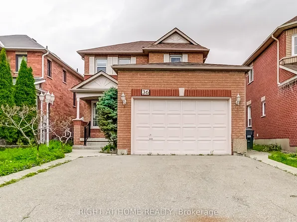 36 Mapleshade Dr W, Brampton, ON L7A 1J1