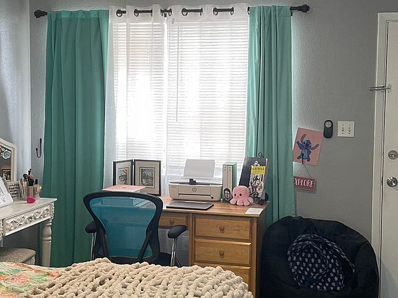 5th image of 441 3rd St S APT 18