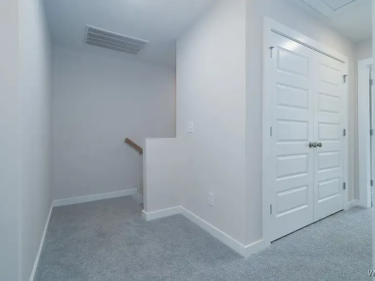 22105 Cove Ln — Photo 18
