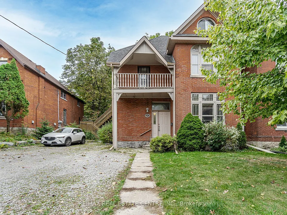 267 Aberdeen Ave #UPPER LOFT