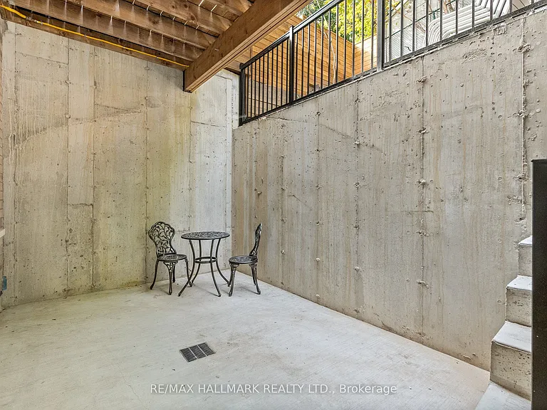 12 Glenside Ave — Photo 19