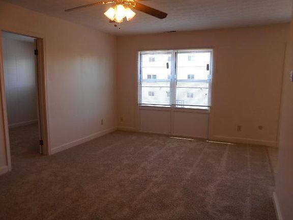 2nd image of 150 W Maynard Ave #3I
