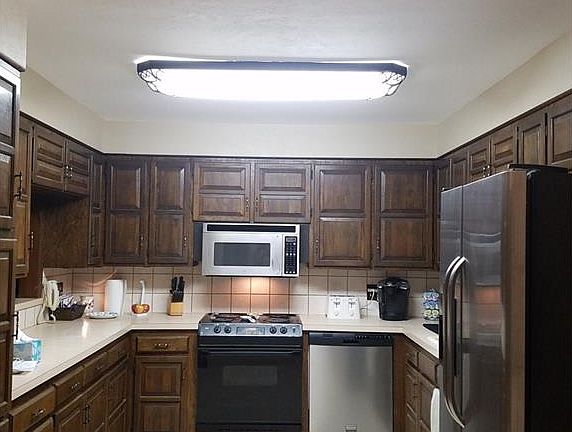 5th image of 7014 S 252 East Ave