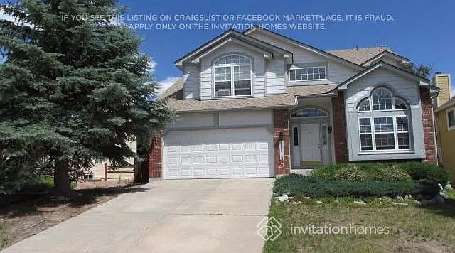 1351 Oswego St — Photo 25