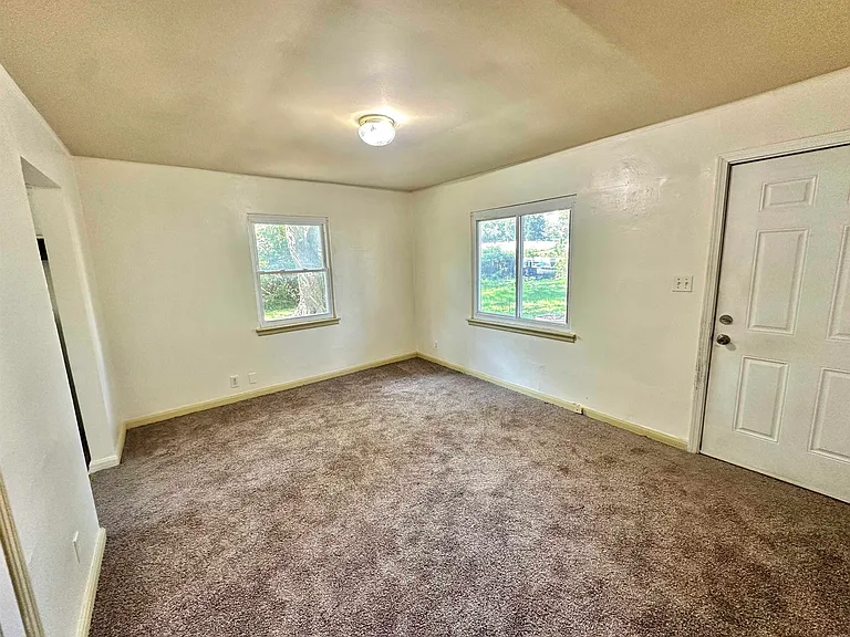 1901 Conlin Ave #A — Photo 4