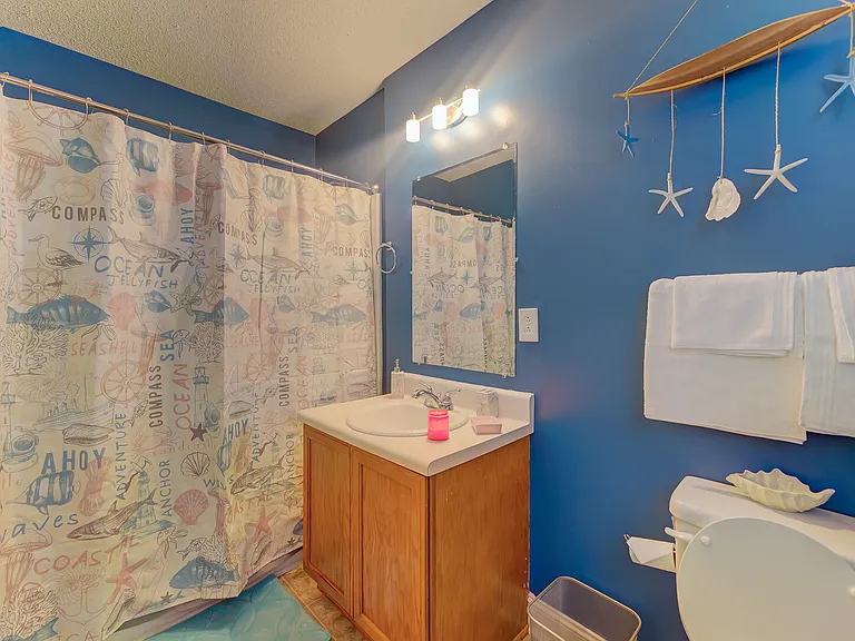 Laurel Leaf Ln — Photo 8