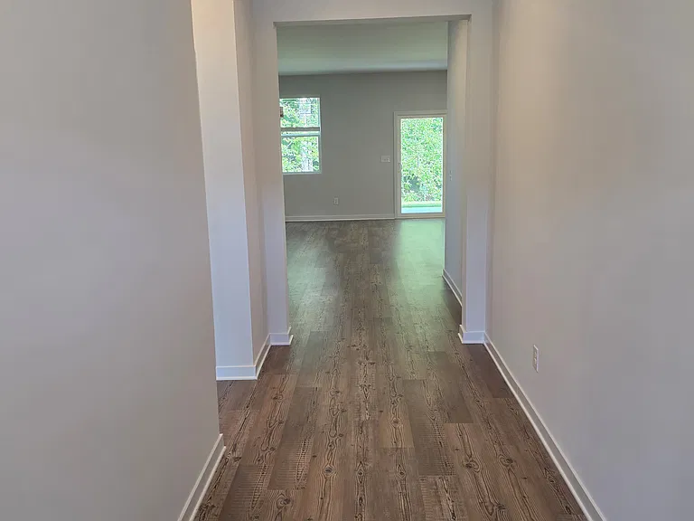 162 Poplar Bluff Way — Photo 3