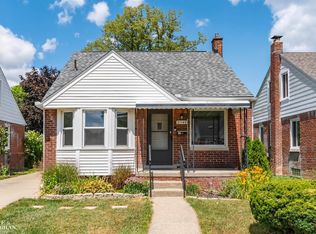 21149 Sunnydale St, Saint Clair Shores, MI 48081
