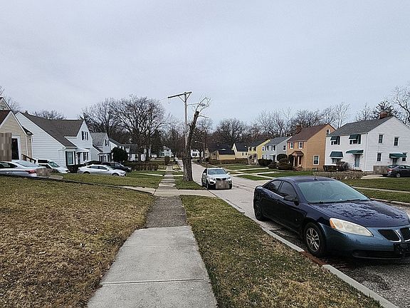 4th image of 19412 Gardenview Dr