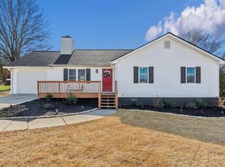 25 Twin Branches Ln SW, Cartersville, GA 30120