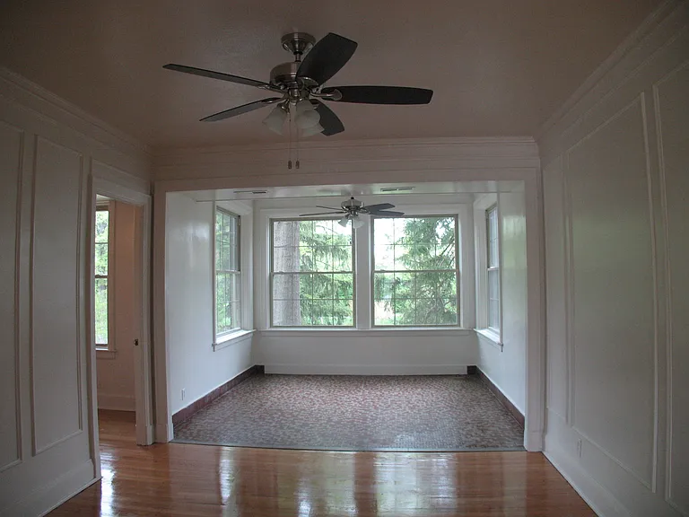 818 W Moss Ave — Photo 8