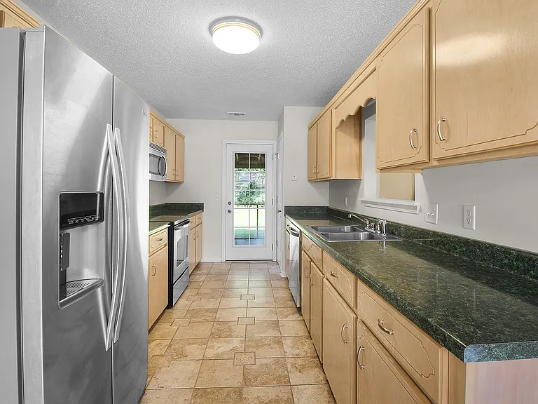 1341 Ryans Way — Photo 7