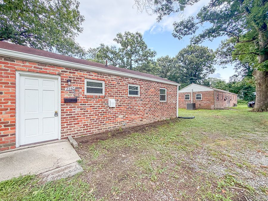 1st image of 2547 Noel St #2547