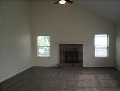 2nd image of 7345 Clover Park Way