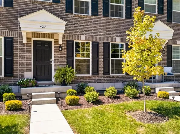 427 Sunset Hollow Dr, Wentzville, MO 63385