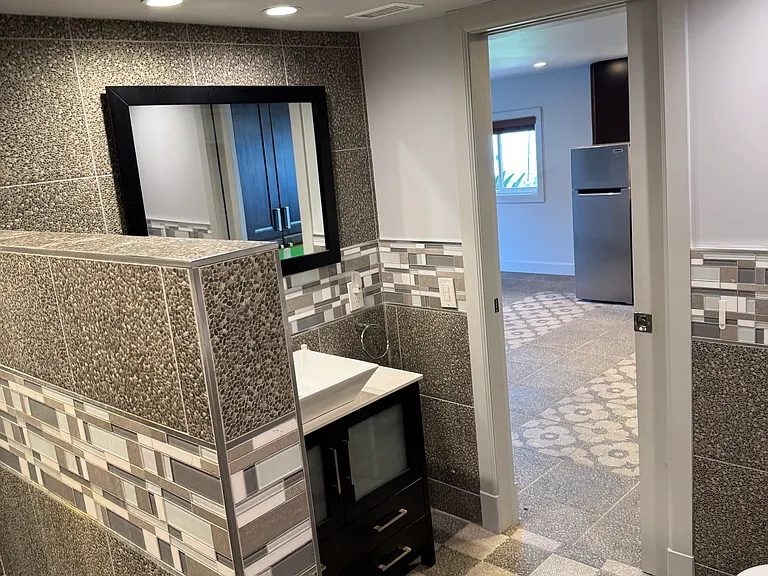 Ridgecrest Dr — Photo 10