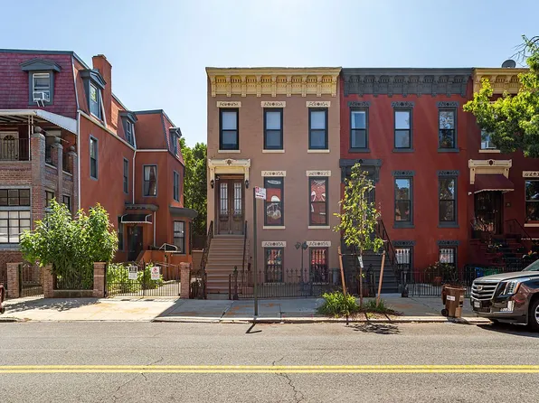 450 Halsey St, Brooklyn, NY 11233