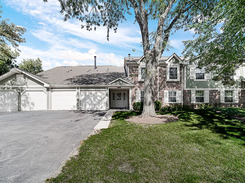 235 Blossom Ct #235