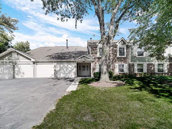 235 Blossom Ct, Buffalo Grove, IL