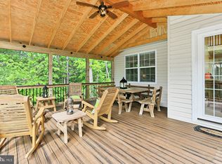 3805 Clarke Farm Pl, Woodbridge, VA 22192