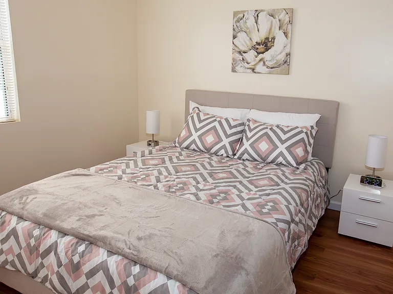 113 Lauren Cir — Photo 7