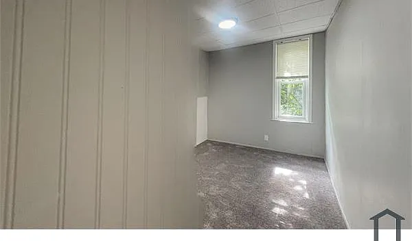 3 bed, 930 sqft, $1,475 — Photo 4