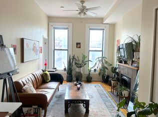 230 W Chicago Ave #2, Chicago, IL 60654