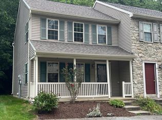 37 Deep Hollow Ln, Lancaster, PA 17603